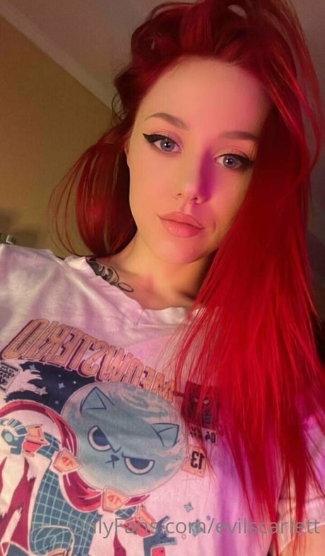 evilscarlett star du porno sexy image