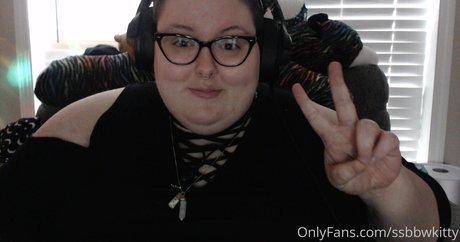 xaphroditerose actrice pornographique img