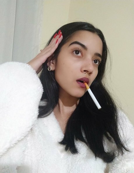 thebeautyofsmoking star exclusive archive