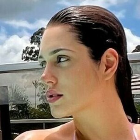 Priscila Kaohana modèle érotique images