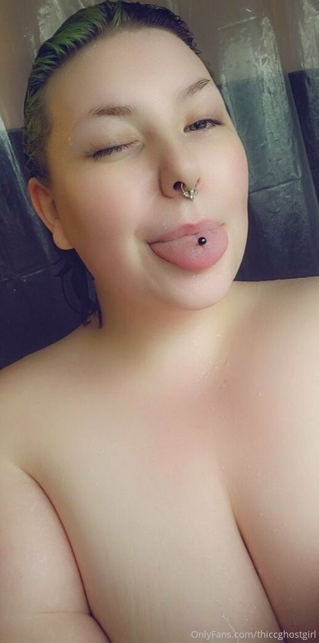 thiccghostgirl haut de star du porno photo