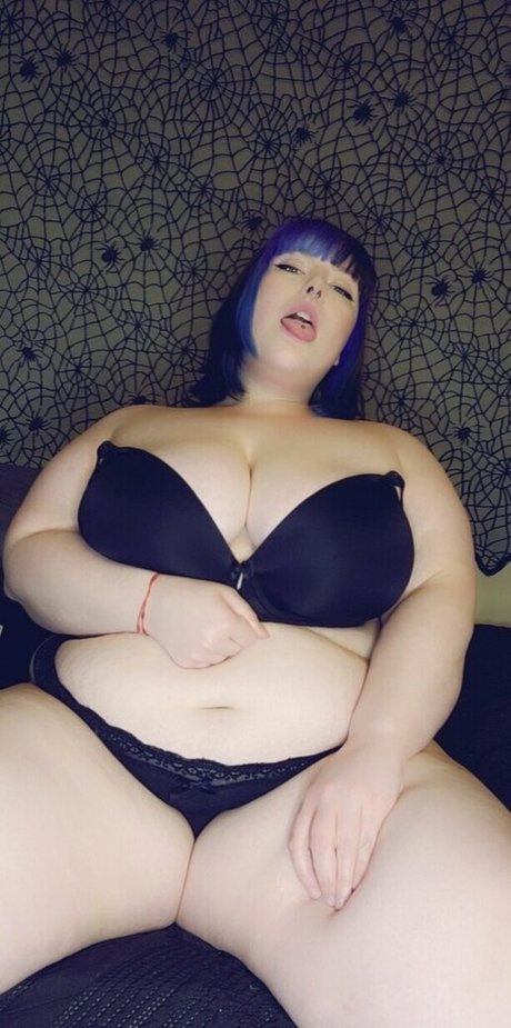 thiccghostgirl modèle nu img