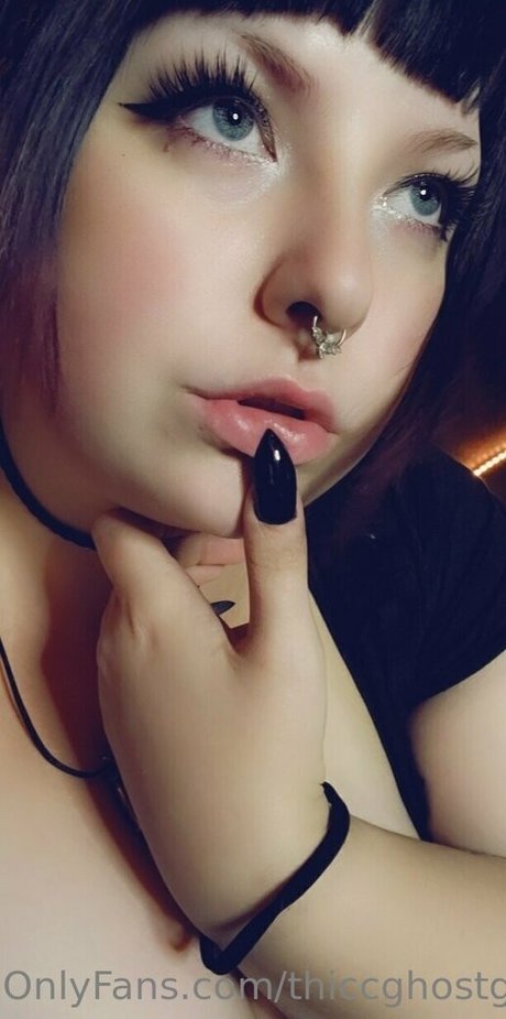 thiccghostgirl étoile de l'art image