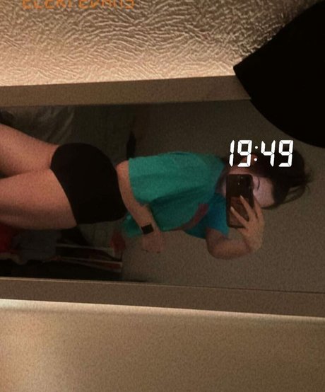 Eleri Evans star pornographique galeries