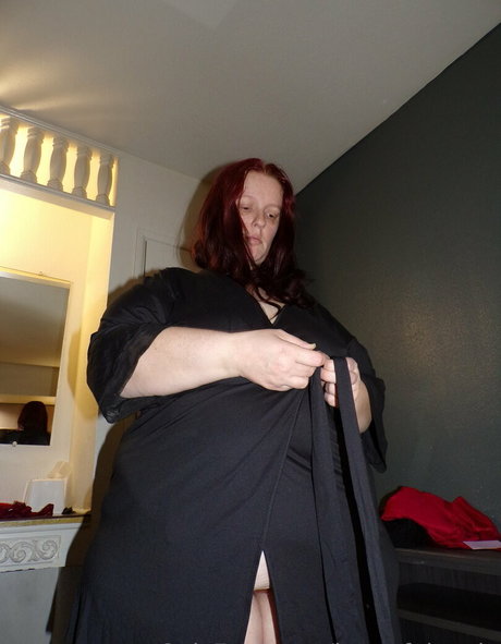 bootyfulannie actrice érotique image