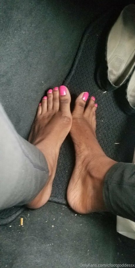 cfootgoddessx actrice sexy photo