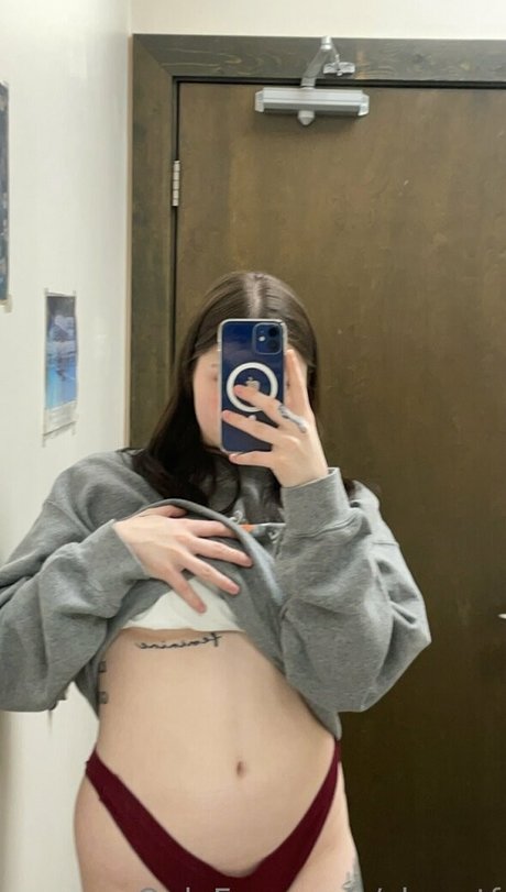 chumtf actrice nue galerie