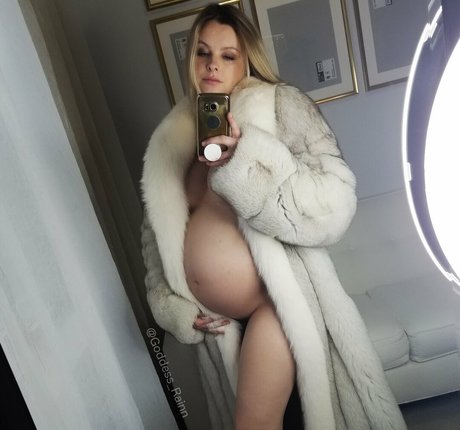 Goddess Rainn Fotoaufnahmen