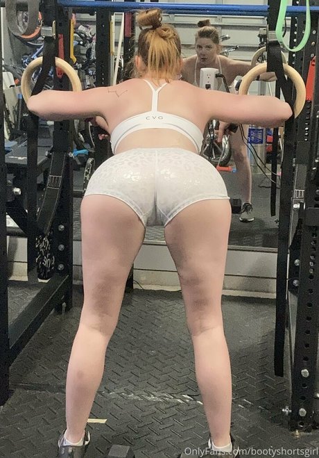 bootyshortsgirl meilleur modèle photo