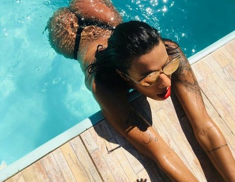 maman pipe onlyfans assez chaud image