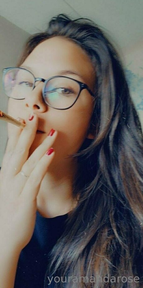 youramandarose actrice exclusive collection