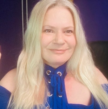 uniquilyyours modèle nu images