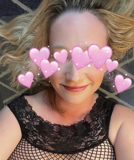 lizmyth modèle pornographique img