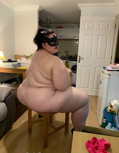 mysteriousmallow actrice de nus des photos