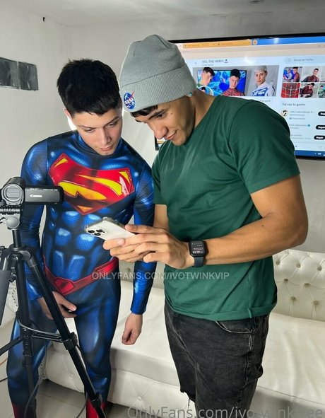 ivotwinkfree modèle xxx des photos