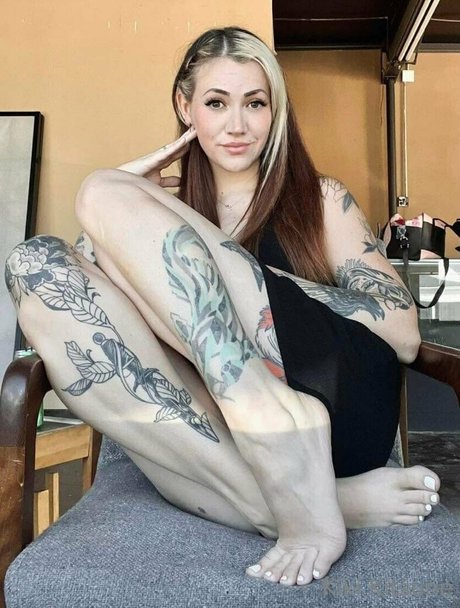 femboy à grosse bite onlyfans pornographique gratuit photo