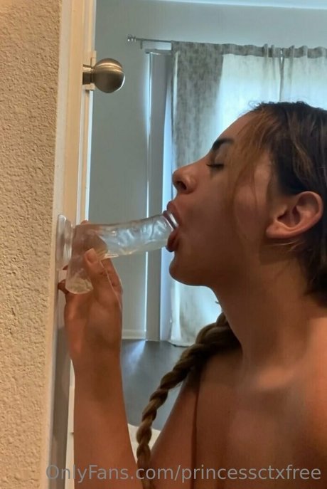 princessctxfree modèle nu des photos