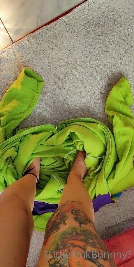 ms elenna haut de star du porno galeries