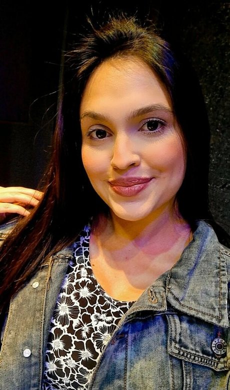 angyb05 modèle xxx img