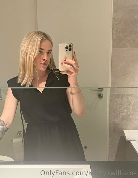 kathyxwilliams étoile nue collection