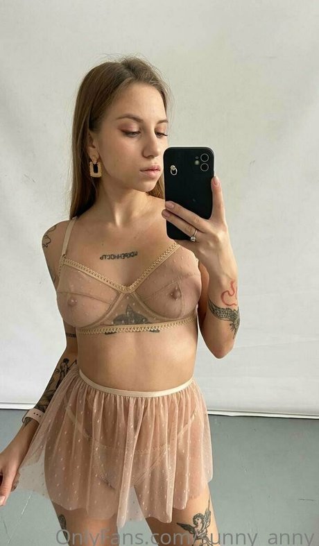 sunny anny étoile exclusive image