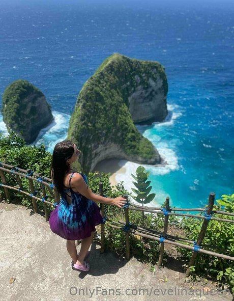 evelinaqueen actrice pornographique galerie