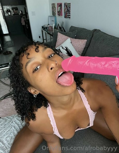 yourfavbubblebuttt modèle parfait des photos