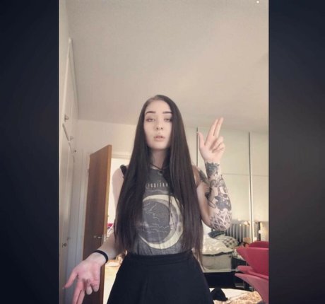 anastasia mcqueen modèles nus image