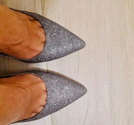 adelaide sportsfeet actrice adulte img