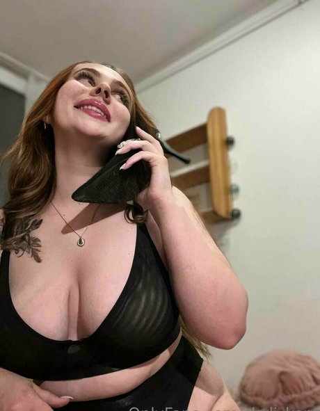 nue enceinte onlyfans belle définition galeries