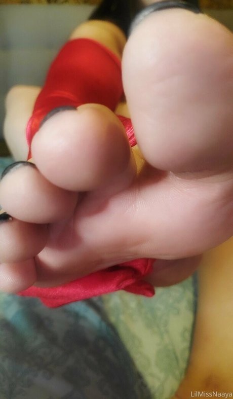 lilmissnaaya étoile nue galeries