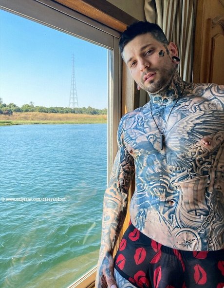 fellation transexuelle onlyfans nu gratuit images