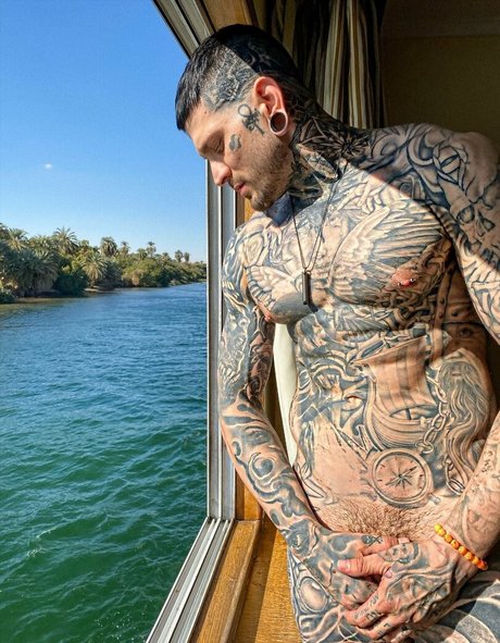 caseycherriesvip actrice libre des photos