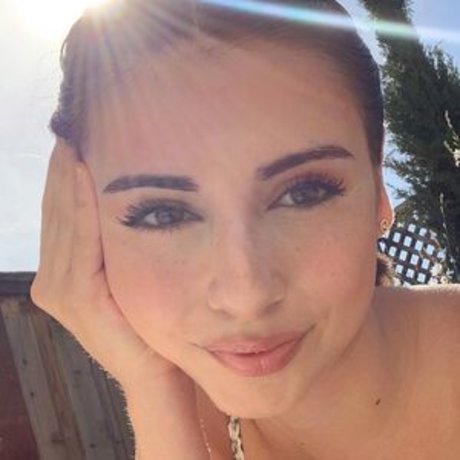 ines roml jolie star du porno des photos