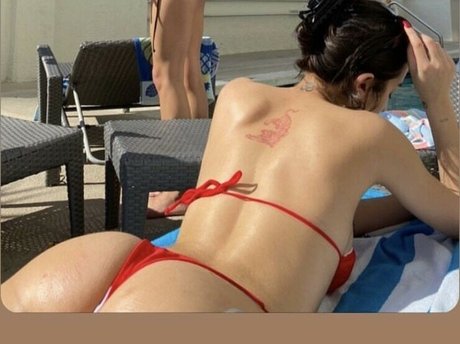 dela roo étoile sexy images