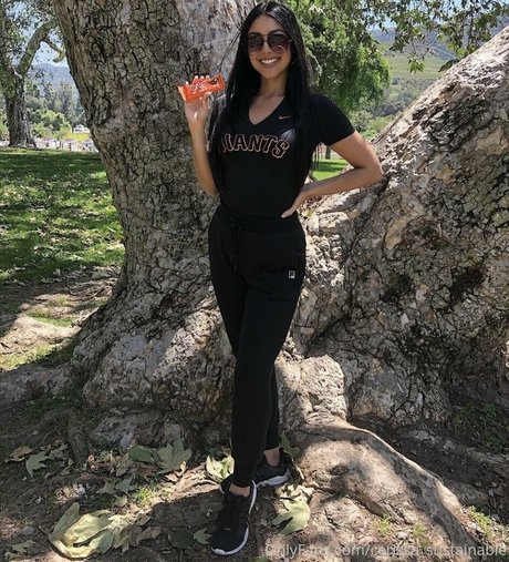 manifestationbabe modèle sympa photo