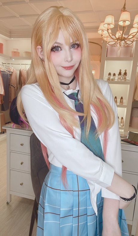 Tsuki Desu meilleure étoile galeries