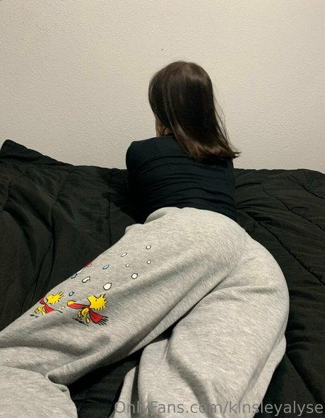 kinsleyalyse joli modèle collection