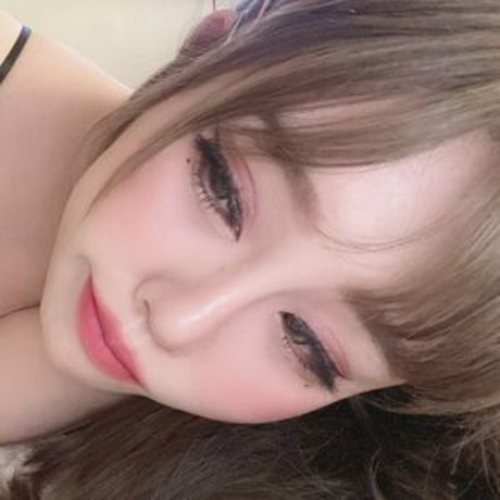 akari 813 modèle érotique archive