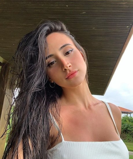 Mariana Nolasco modèle pornographique des photos