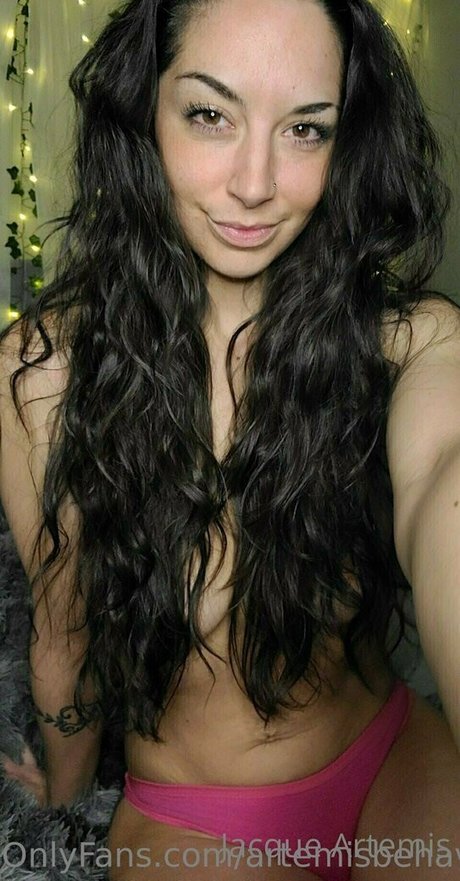 artemisbehaving étoile sexy image