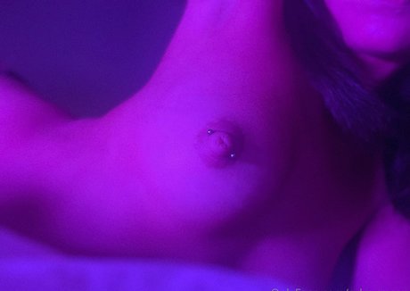 cybr queen modèle hd des photos