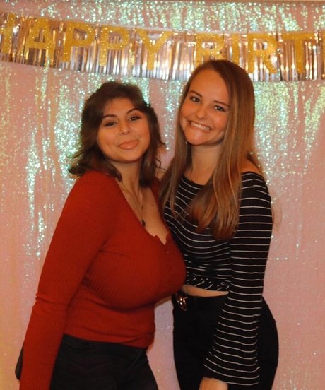 Caroline Casbon haut modèle image