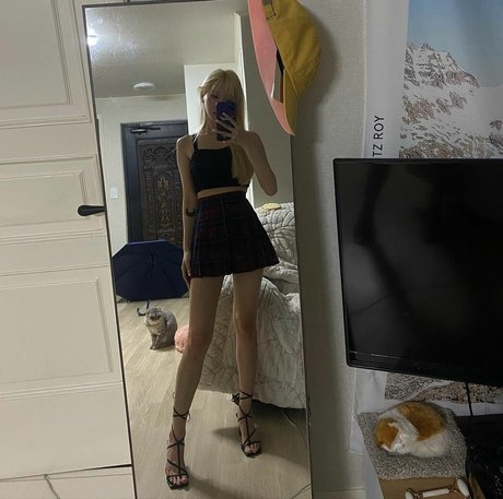 satanmate actrice libre img