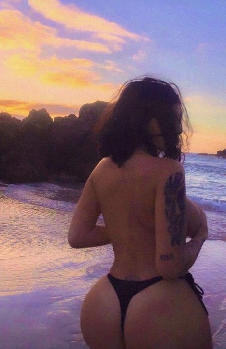 chatte solo uniquementfans plutôt sexy image