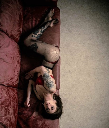 lunahaze actrice nue photo