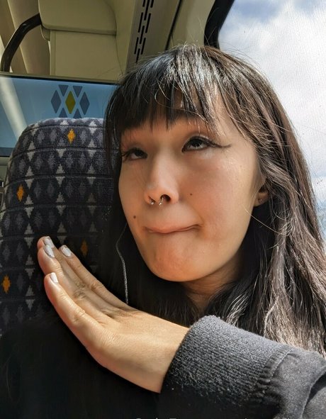 oomfiekat modèle hd image