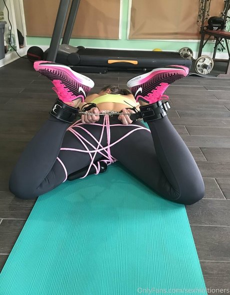 sexhibitioners modèle exclusif des photos