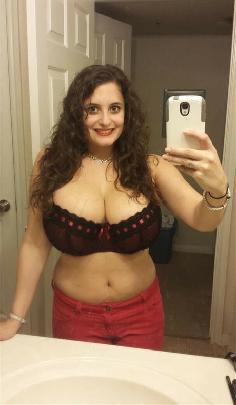 Sundreams90 modèle érotique archive