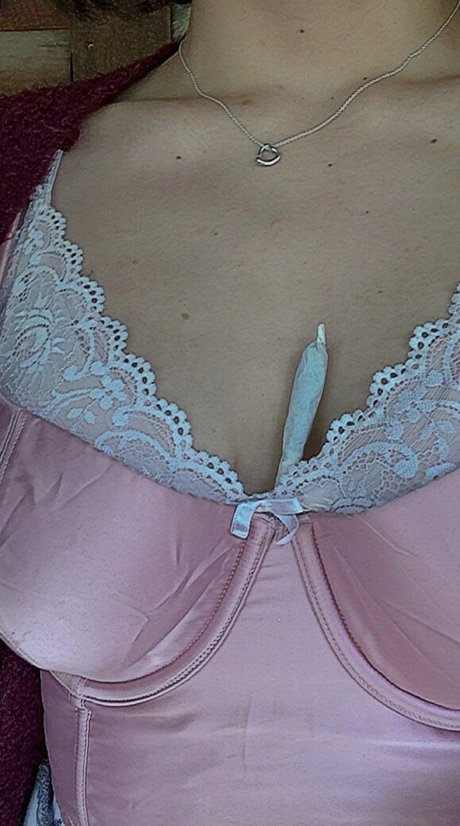 elenasainte actrice parfaite archive